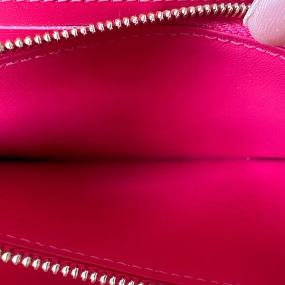 Louis Vuitton Valentine Vernis Wallet - Picture 2 of 8